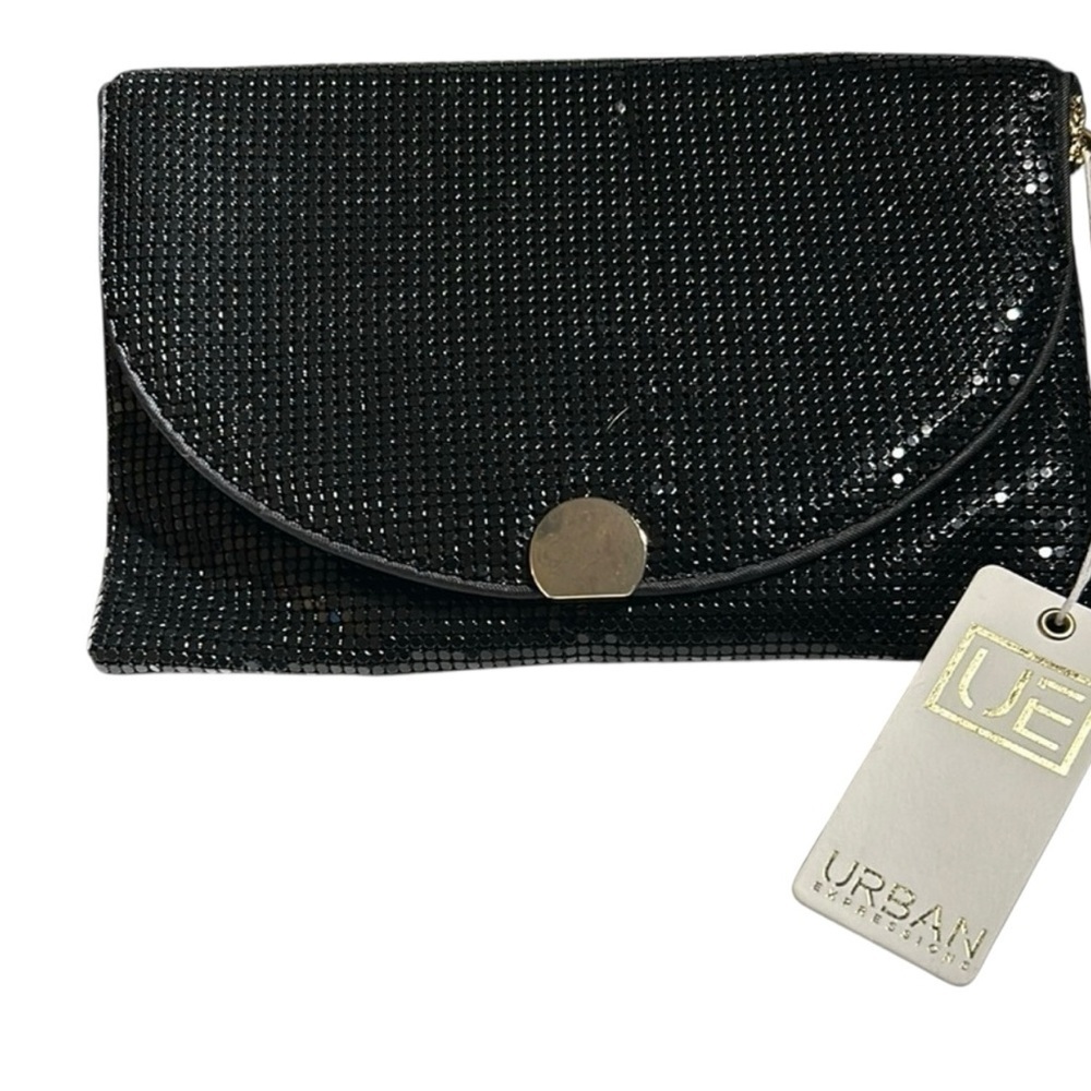 Urban Expressions Febe Crossbody Bag!